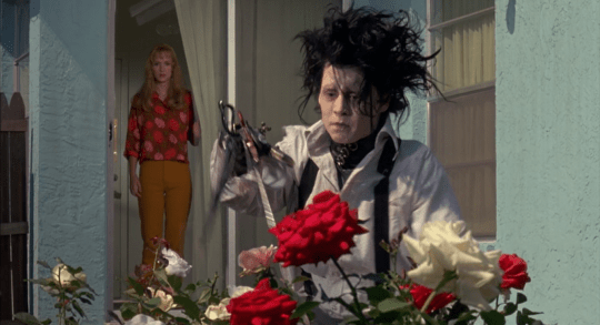 Edward_mani_di_forbice 4