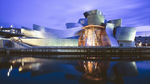 Il Guggenheim Museum di Bilbao (foto)